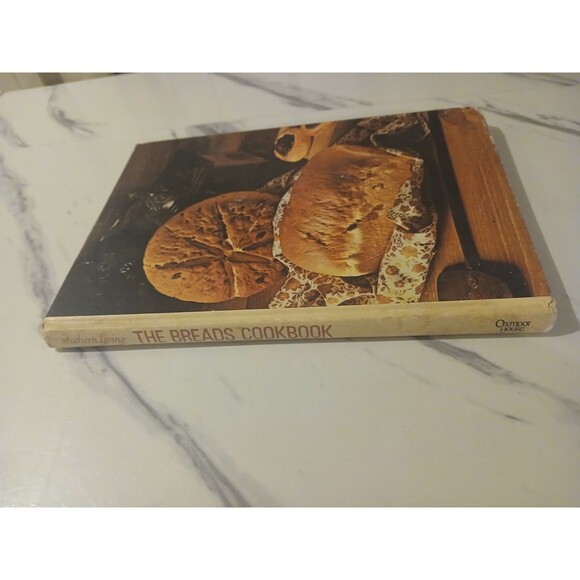 1976 THE BREADS COOKBOOK (SOUTHERN LIVING COOKBOOK LIBRARY) By Lena E. Sturges - Picture 2 of 7